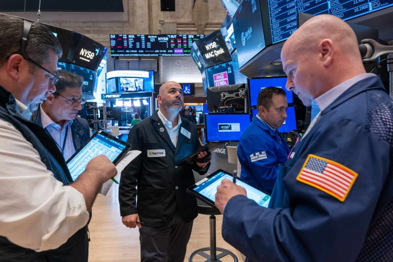 Dow Jones Today: Major Indexes Higher as Chipmakers and China-Facing Stocks Surge