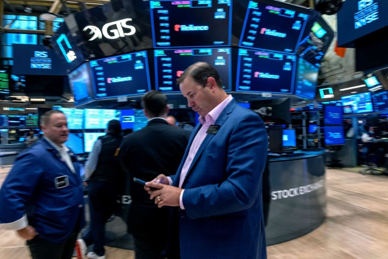 Dow Jones Today: S&P 500 Hits Record High as Major Indexes Rise in Afternoon Trading