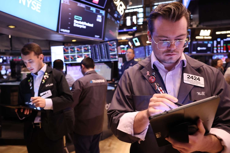 Dow Jones Today: Stocks Lower as Investors Digest CPI Inflation and Jobs Data Surprises